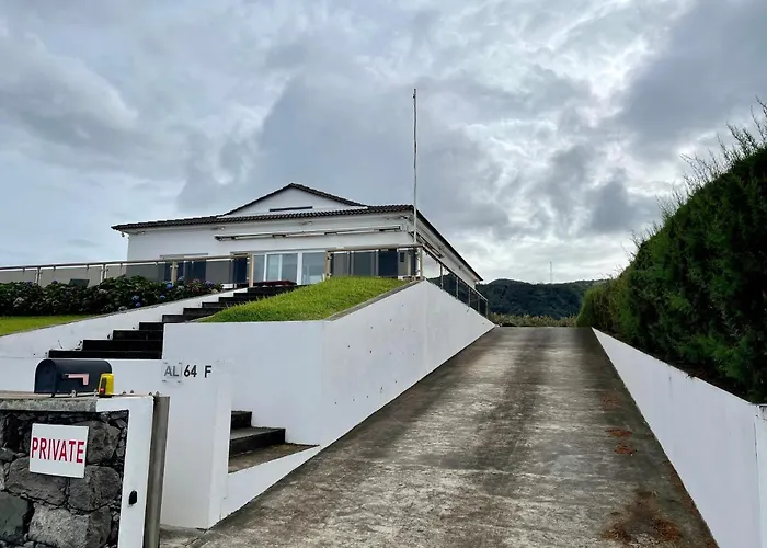 Carpe Diem Azores Alpstuga Mosteiros (Azores)